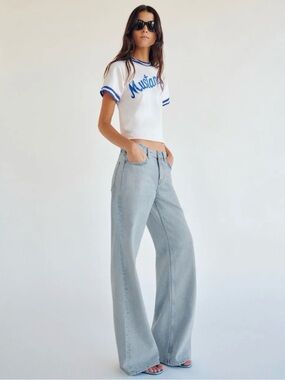 Reformation Cary low rise slouchy jeans